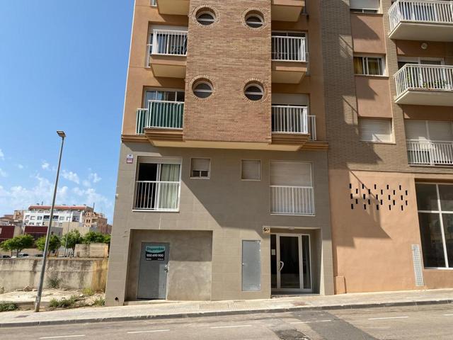 Local comercial de 118m² en Sant Carles de la Ràpita (Tarragona). photo 0