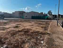 Solar de 210m², en el núcleo urbano de Deltebre (Tarragona). photo 0