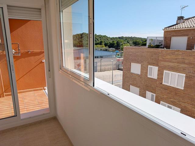 ¡TU NUEVO HOGAR LUMINOSO TE ESPERA EN ULLDECONA! Piso Nuevo de 88 m² con 3 habitaciones, 2 baños y parking. ¡Listo para entrar! photo 0