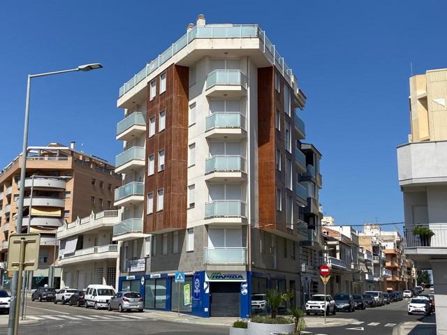 Espectacular ático de 2 habitaciones con gran terraza a tres calles en Sant Carles de la Ràpita photo 0