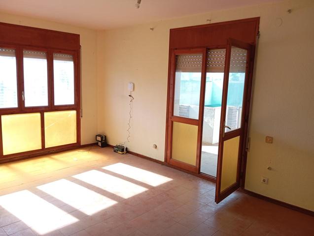 Piso de 88m² en el centro de Deltebre (Tarragona). photo 0