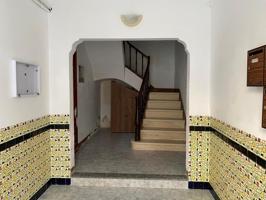 Piso a reformar de cuatro habitaciones en Alcanar (Tarragona) photo 0