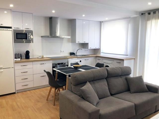 ¡PISO MODERNO TOTALMENTE REFORMADO EN ESPECTACULAR ZONA DE CÁDIZ! photo 0