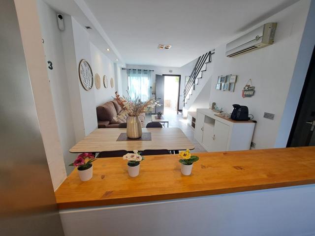 PRECIOSO ADOSADO REFORMADO photo 0