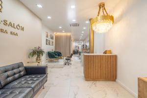 centro de estética y peluquería en traspaso photo 0