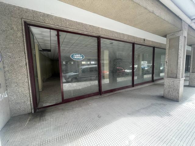 Local Comercial en la CªJuan Bautista Andrade, Pontevedra photo 0