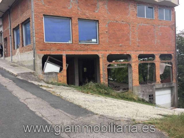 Local en venta en Vila de Cruces photo 0