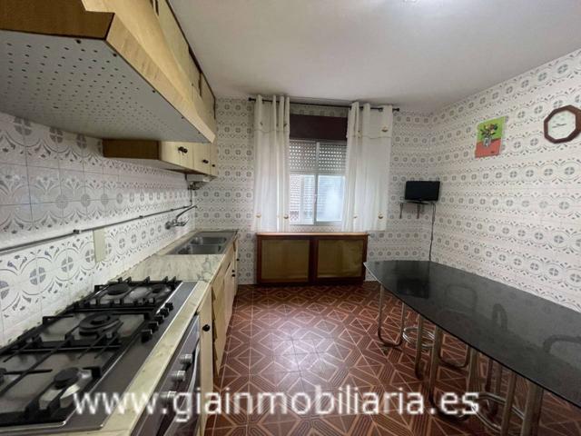 Vivienda + Terreno + Bajo Comercial + Almacén photo 0