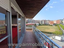 Piso en venta en Ponteareas photo 0