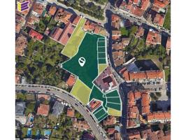 Suelo urbano no consolidado, compuesto por 8 parcelas. Situado en el polígono 4 del PERI “Bouzas”, barrio histórico de V photo 0