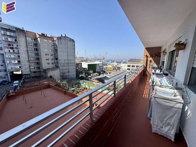 Oportunidad de comprar un gran piso con 2 plazas de garaje !! photo 0