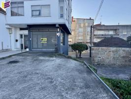 Local comercial en la entrada de Porriño, frente al Parque Infantil !! photo 0