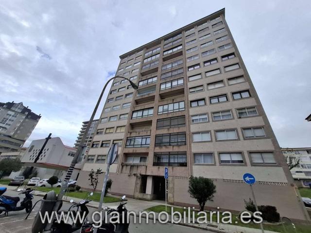 AMPLIA VIVIENDA EN VENTA EN VIGO photo 0