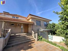 AMPLIA VIVIENDA EN VENTA photo 0