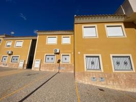 Apartamento en venta en La Atalaya photo 0
