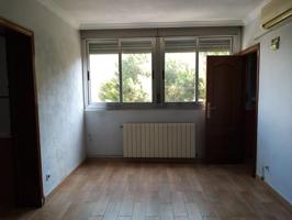 Piso en venta en Madrid de 61 m2 photo 0