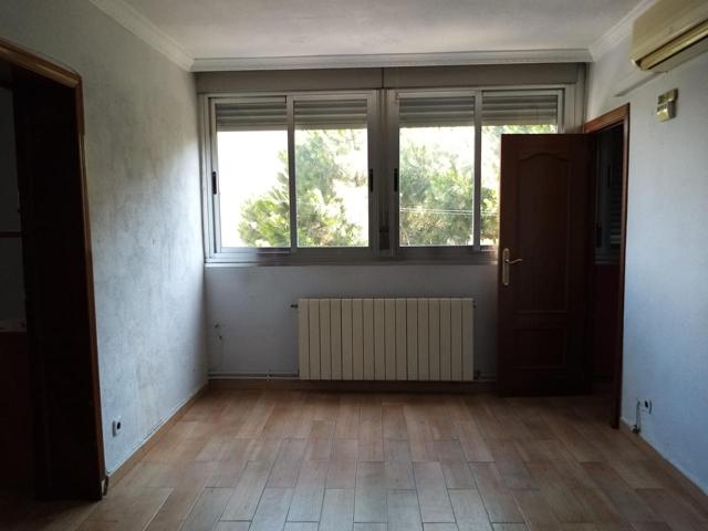 Piso en venta en Madrid de 61 m2 photo 0