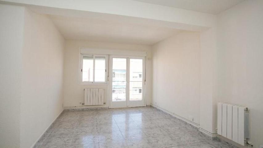 Piso en venta en Madrid de 62 m2 photo 0