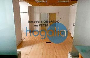 Local en venta en Madrid de 171 m2 photo 0
