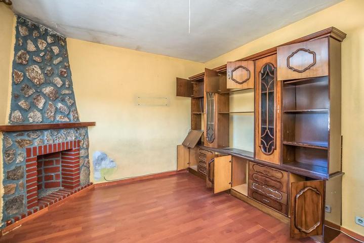 Piso en venta en Las Navas del Marqués de 95 m2 photo 0