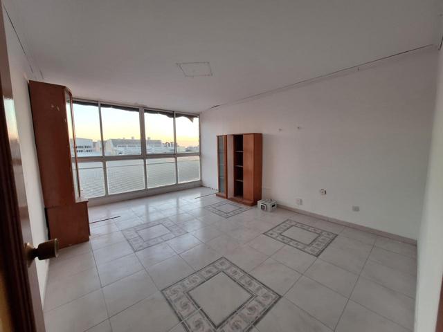 Piso en venta en Madrid de 83 m2 photo 0