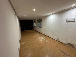 Piso en venta en Madrid de 73 m2 photo 0