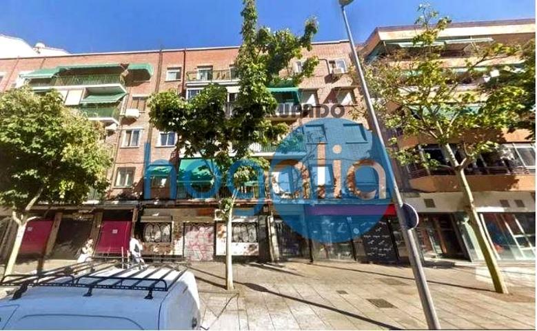 Piso en venta en Madrid de 73 m2 photo 0