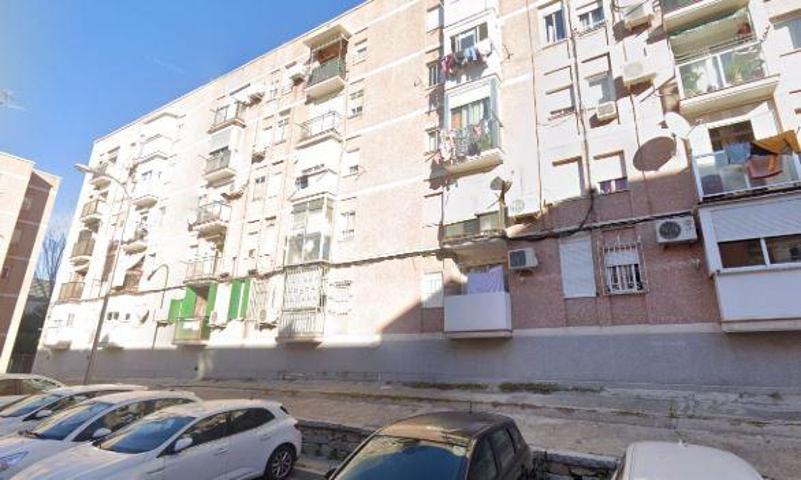 Piso en venta en Madrid de 68 m2 photo 0