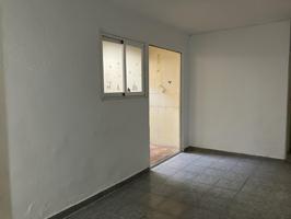 Piso en venta en Madrid de 59 m2 photo 0
