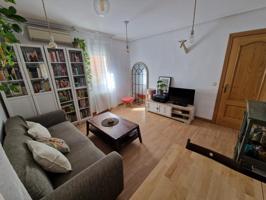 Piso en venta en Madrid de 67 m2 photo 0