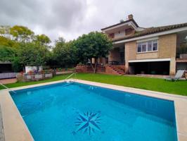 Casa En venta en Urbanización Colina Blanca, Camas photo 0