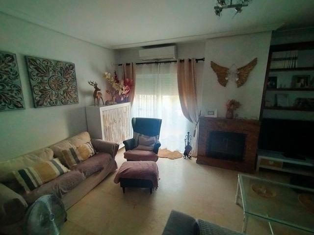 Unifamiliar Pareada En venta en Calle Maestro Víctor Manzano, 0, Castilleja De La Cuesta photo 0
