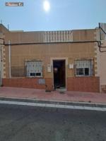 Casa en Almería a un excelente precio de oportunidad photo 0