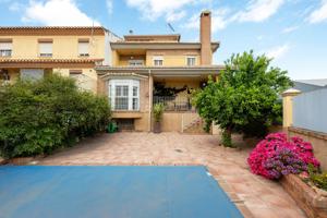 Ponemos a la venta una magnifica casa en Ambroz. A pocos minutos de Granada y con muy fácil acceso. photo 0