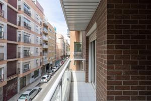 Piso en venta en calle Santa Clotilde, junto a Hipercor, con plaza de garaje photo 0