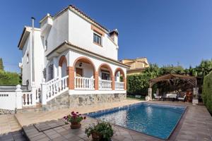 FANTASTICA CASA EN GOJAR photo 0