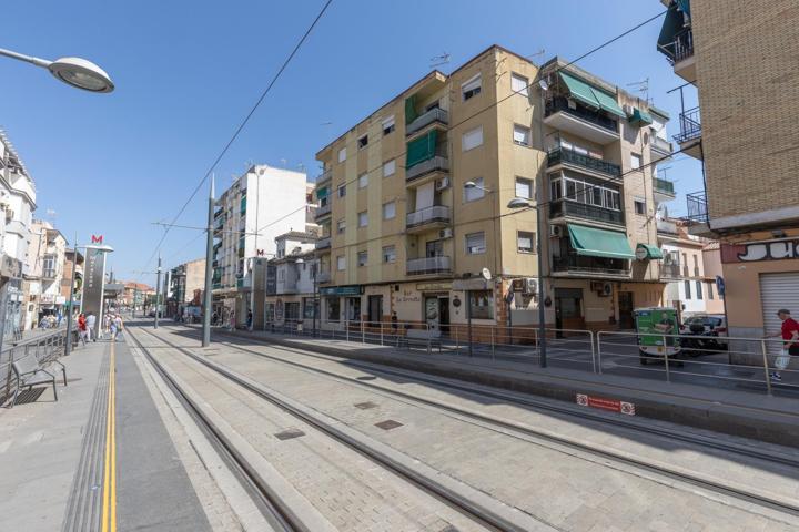 Estupendo piso junto al metro photo 0