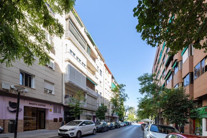 MAGNÍFICA PROPIEDAD EN CALLE MELCHOR ALMAGRO. ZONA GRAN CAPITÁN photo 0