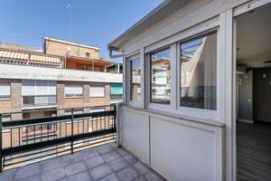 Piso reformado con terraza en Obispo Hurtado photo 0