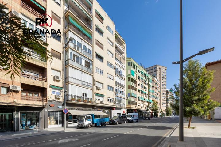 ¡Oportunidad en Arabial! Piso amplio con 4 dormitorios y ubicación inmejorable photo 0