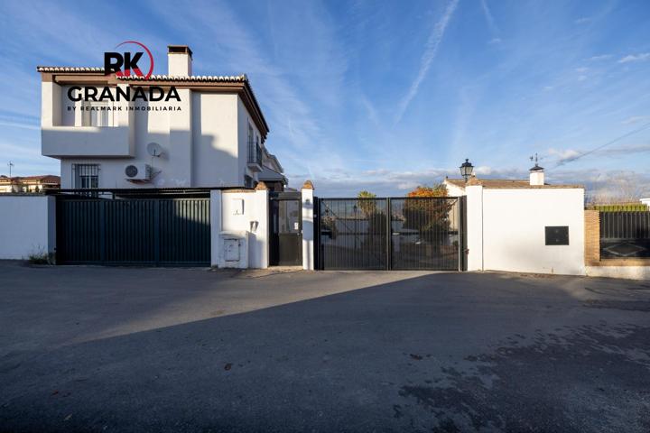 Preciosa casa pareada en venta en Ogijares, ideal para familia. photo 0