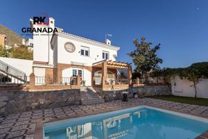 Chalet con vistas increíbles en Cenes de la Vega. photo 0