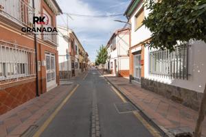 BONITA CASA HACIENDO ESQUINA EN CALLE GOYA (ARMILLA) photo 0