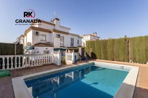 Chalet en Monteluz, Peligros. photo 0