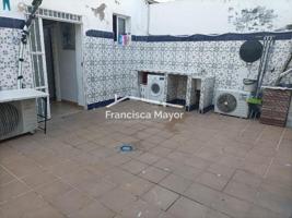 Casa - Chalet en venta en València de 158 m2 photo 0