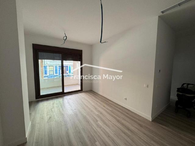OBRA NUEVA EN CALLE ESTEBAN BALLESTER photo 0