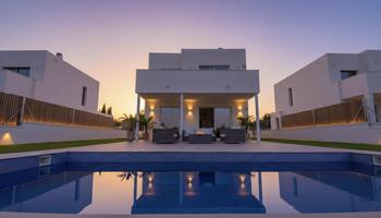 Casa - Chalet en venta en L&#x27;Eliana de 173 m2 photo 0