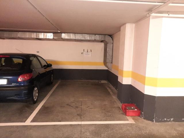 Parking En venta en Santiago De Compostela photo 0