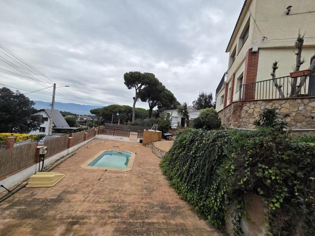 Casa a 4 vientos reformada photo 0