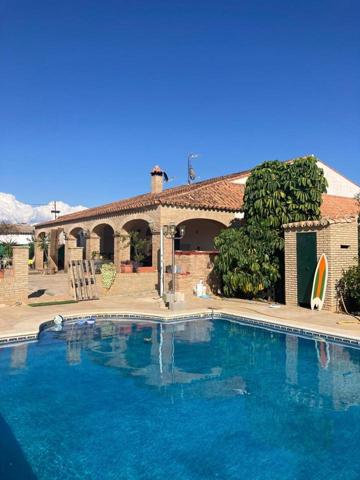 Chalet en la calvilla dos casas juntas - entradas independiente 🏡🏡4️⃣2️⃣0️⃣0️⃣0️⃣0️⃣ photo 0